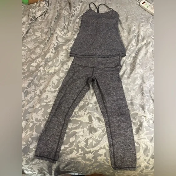 Lululemon Power Pose Tank - Picture 7 of 14